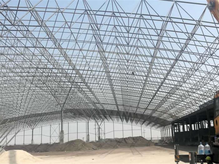 芜湖钢厂料仓网架工程